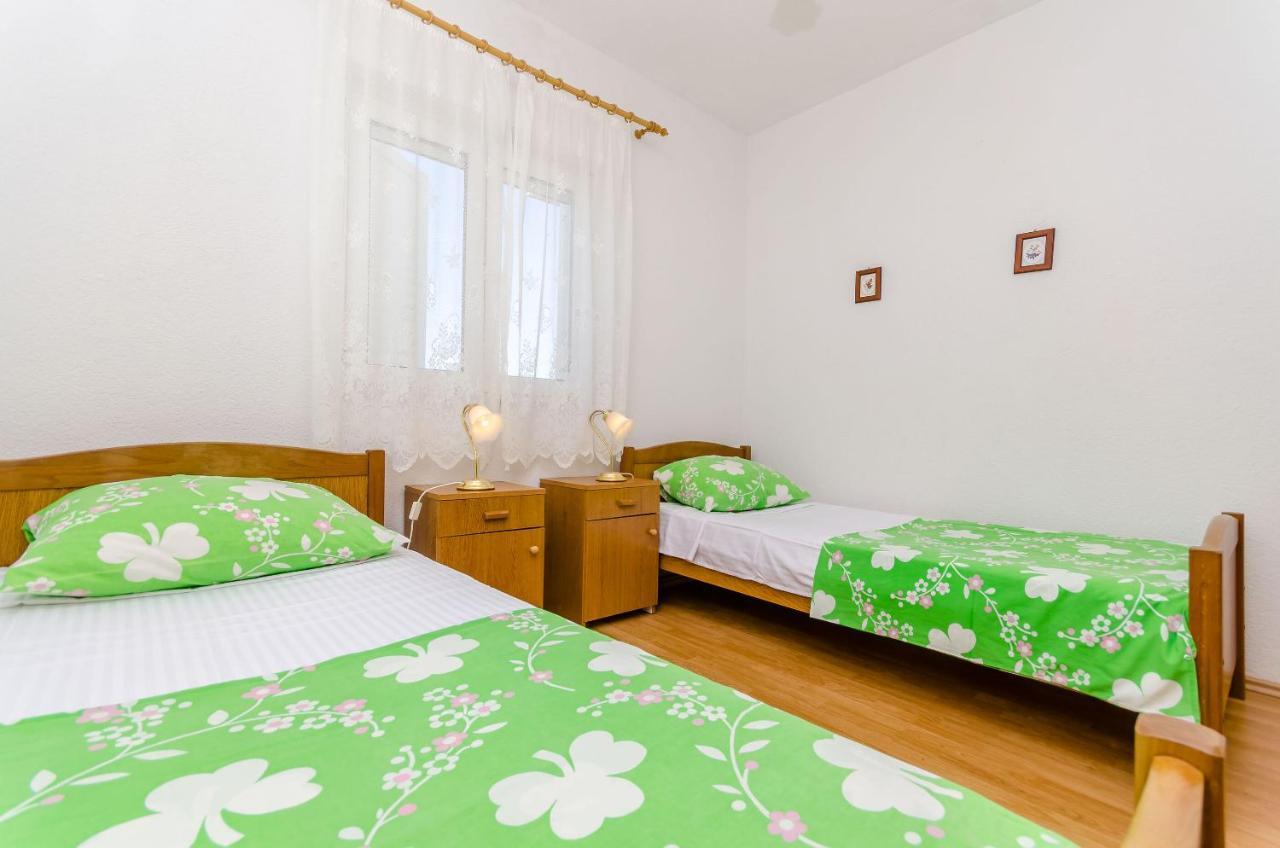 Apartments Stara Maslina Слатине Экстерьер фото